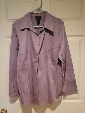 Venezia Jeans Soft Mauve Button-Up Blouse